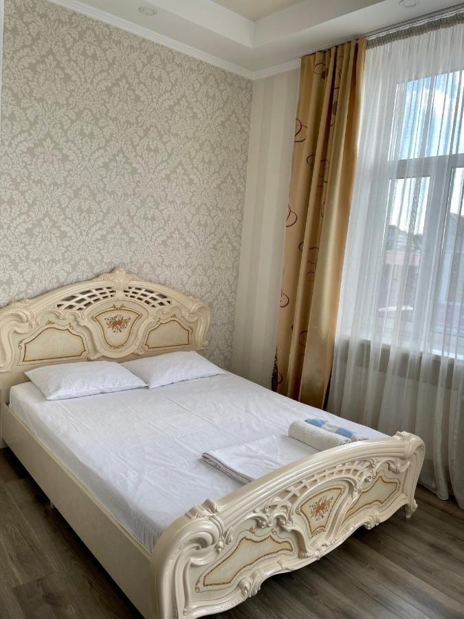 Apartment Studio -Біля Вокзалу-Недалеко Від Центру-Городоцька 151 Lviv Buitenkant foto
